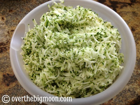 Zucchini Casserole and Zucchini Bread Recipe (+other recipes) zucchinishredded Zucchini Casserole and Zucchini Bread Recipe (+other recipes)