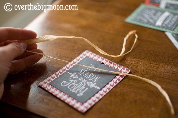 Turn Free Printables into Ornaments + a Round up of Free Chalkboard Printables! DSC 0763 Turn Free Printables into Ornaments + a Round up of Free Chalkboard Printables!