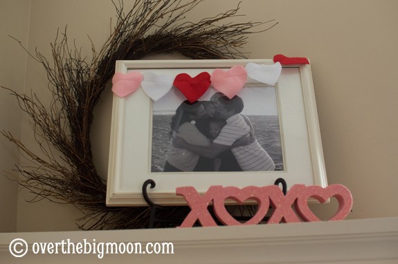 Valentines Decor and Felt Hearts Banner Valentines decor7 Valentines Decor and Felt Hearts Banner