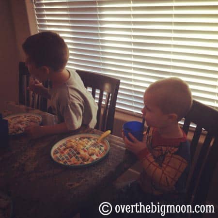 Puffy Oven Pancakes (aka German Pancakes) boyseating Puffy Oven Pancakes (aka German Pancakes)