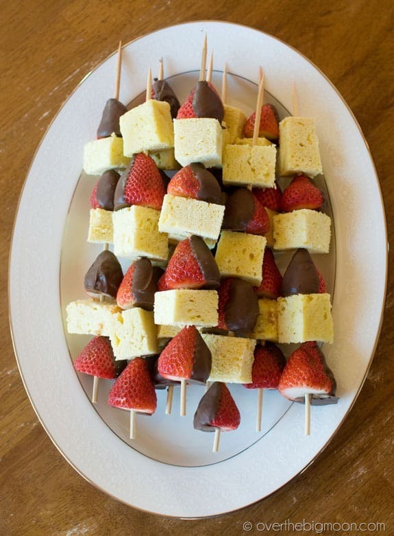 DSC 0103 thumb Strawberry Shortcake Kabobs with Vanilla Mousse Dipping Sauce