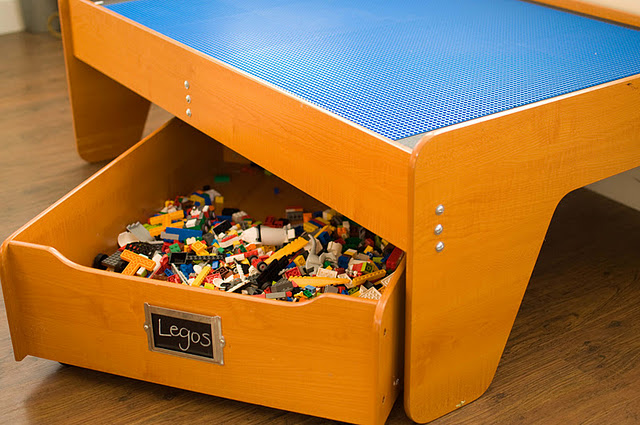 1 Train table to Lego table!
